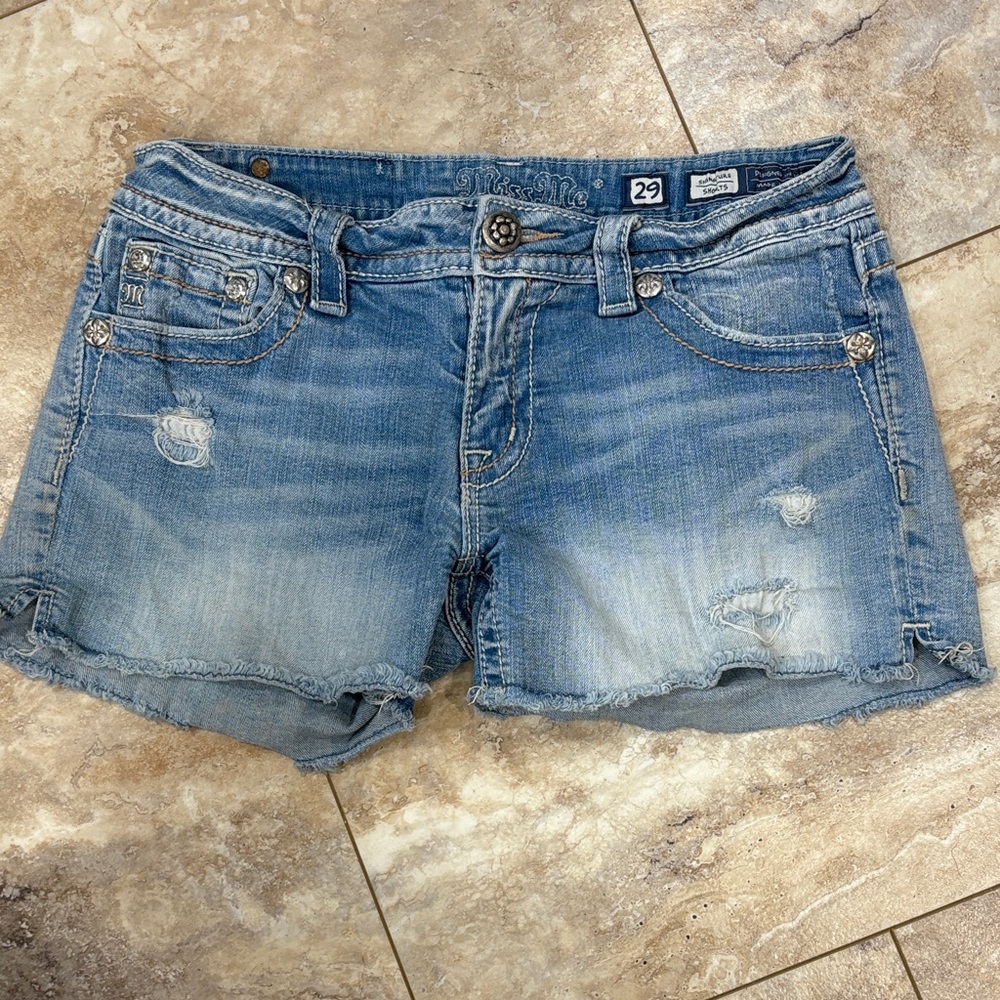 Miss Me Denim Shorts Size 29
